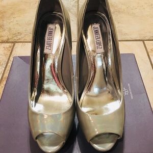 🌸 PRICE DROP 🌸 Gorgeous Iridescent High Heels 👠